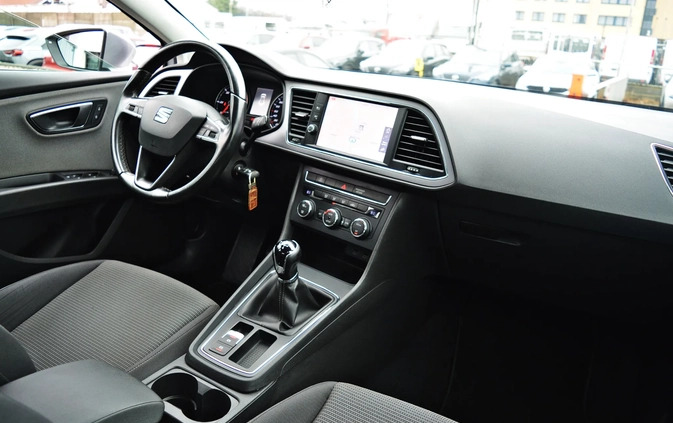 Seat Leon cena 48900 przebieg: 77000, rok produkcji 2019 z Boguszów-Gorce małe 352